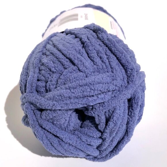 Bernat Baby Blanket Yarn in Baby Denim 03115 Super Bulky 6 Gauge 100 g 3.5 oz - Picture 7 of 7